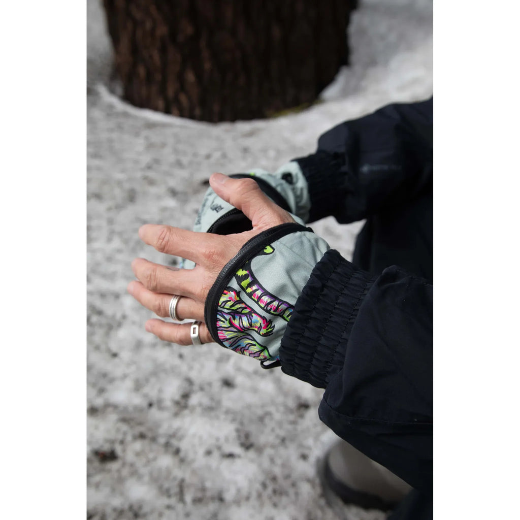 Deathgrip Ghoul Mitten Melodie Perault