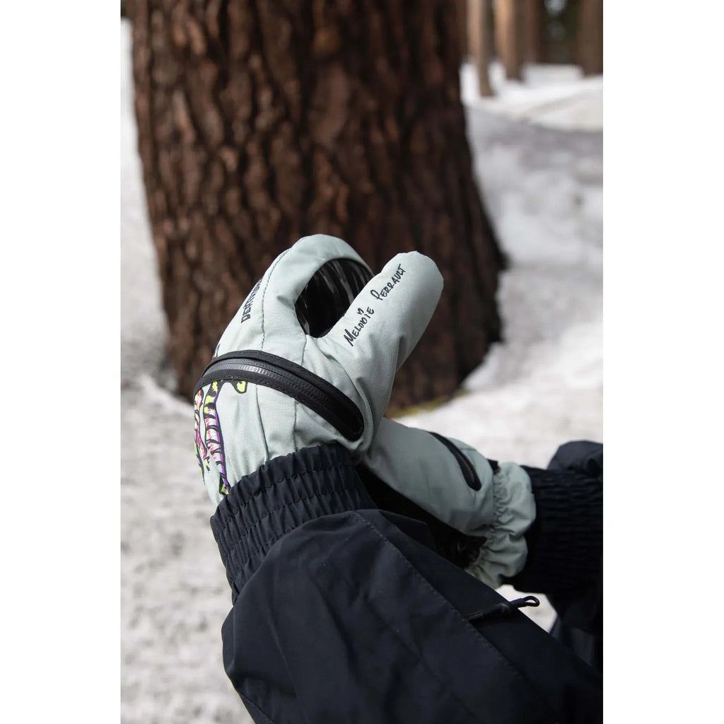 Deathgrip Ghoul Mitten Melodie Perault